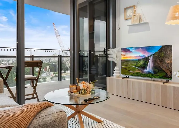 1B Queens Wharf Riverside Living